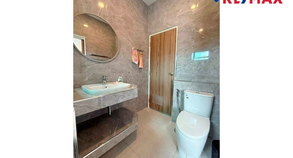 For sale 3 bedrooms house in Huay Yai, Pattaya