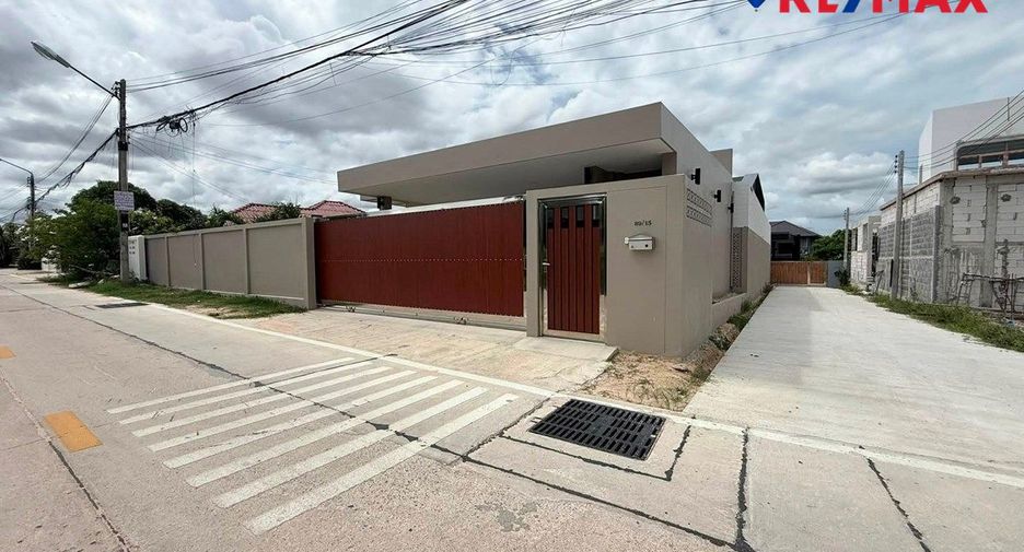 For sale 3 bedrooms house in Huay Yai, Pattaya