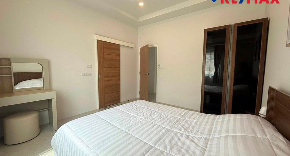 For sale 3 bedrooms house in Huay Yai, Pattaya