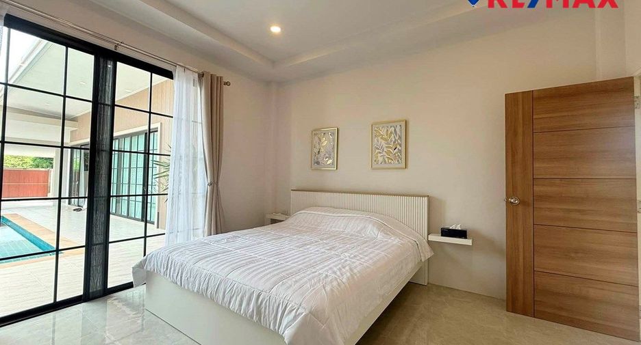For sale 3 bedrooms house in Huay Yai, Pattaya