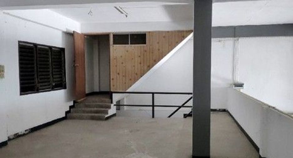 Продажа 1 кровать торговое помещение в Sawankhalok, Sukhothai