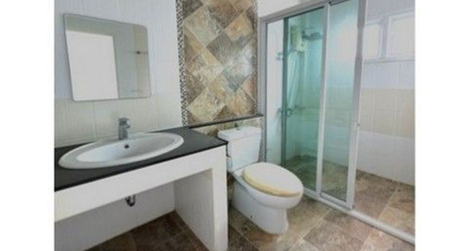 Gewerbefläche zum Kauf mit 1 Zimmer in Ban Khai, Rayong