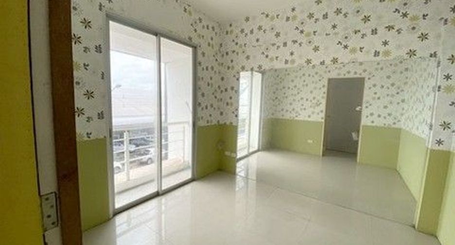 Gewerbefläche zum Kauf mit 1 Zimmer in Ban Khai, Rayong