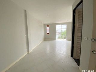 À vendre 1 chambre local commercial à Ban Khai, Rayong