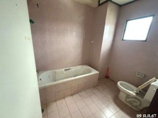 À vendre 1 chambre local commercial à Ban Khai, Rayong