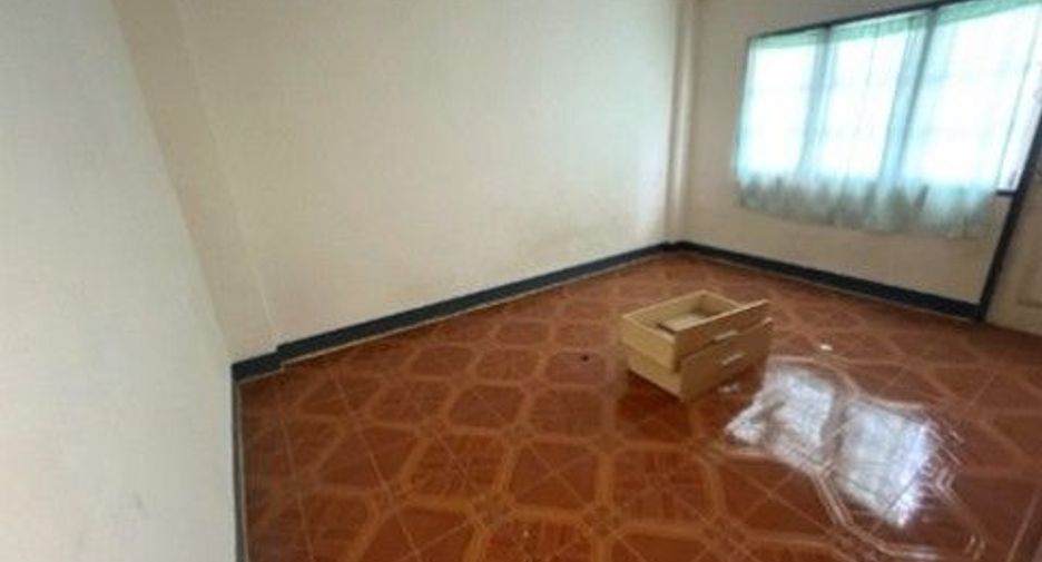 Gewerbefläche zum Kauf mit 1 Zimmer in Ban Khai, Rayong