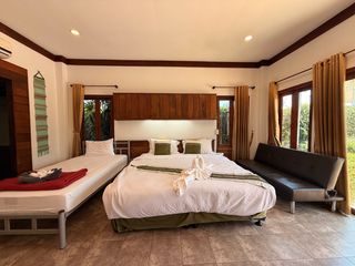 Gewerbefläche zur Miete und zum Kauf mit 11 Zimmer in San Sai, Chiang Mai