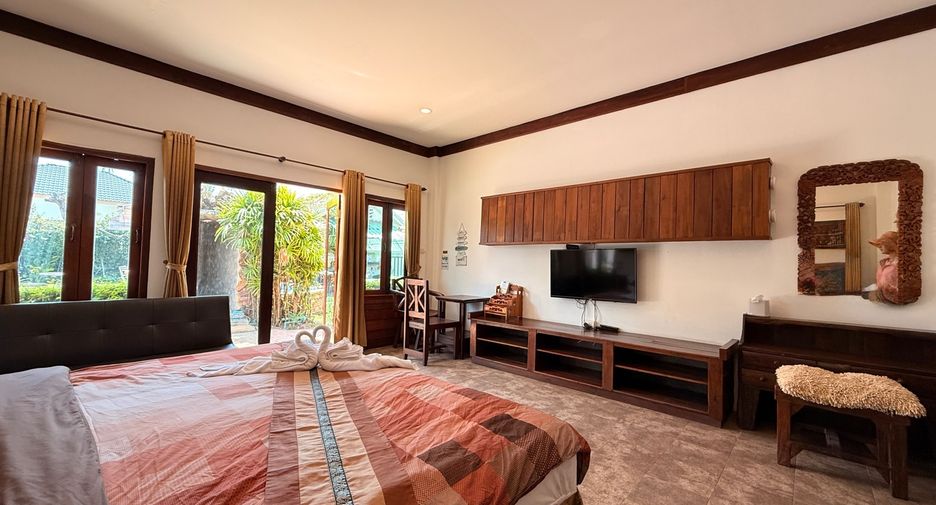 For rent and for sale 11 bedrooms retail Space in San Sai, Chiang Mai