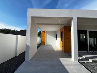 For rent 2 bedrooms house in Mueang Krabi, Krabi