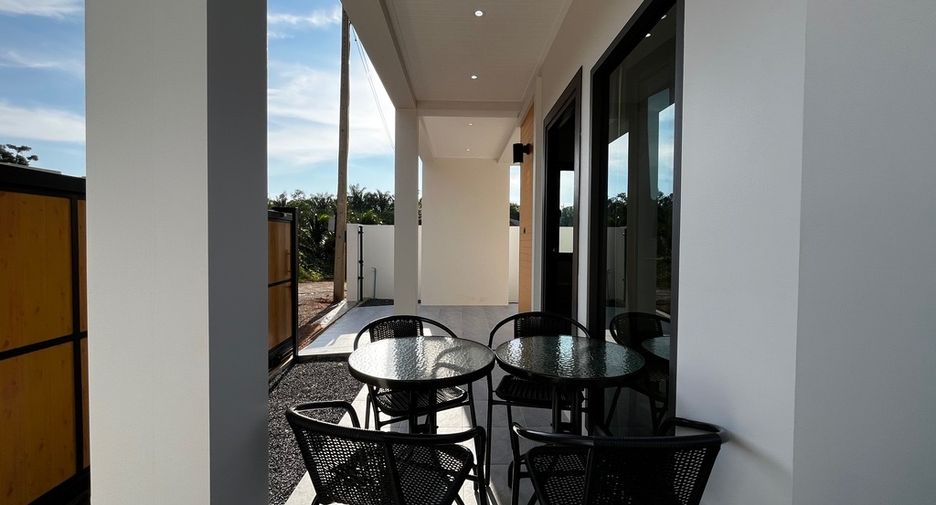 For rent 2 bedrooms house in Mueang Krabi, Krabi