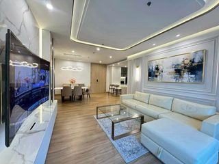 For rent 3 ベッドルーム condo in Sathon, Bangkok