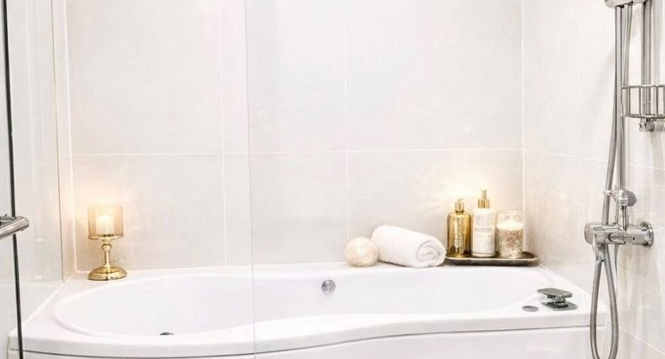 For rent 1 bed condo in Watthana, Bangkok
