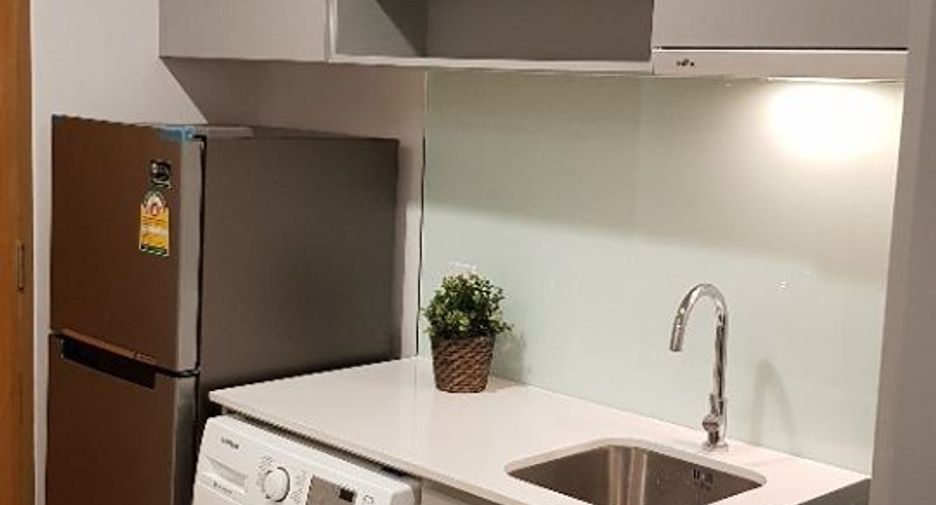 Wohnung zur Miete mit 1 Zimmer in Sathon, Bangkok