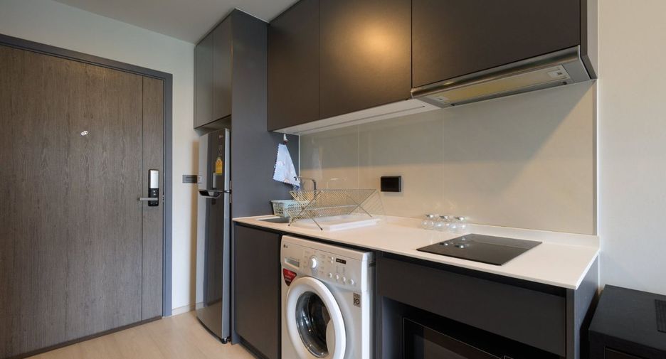 For rent 1 bed condo in Khlong Toei, Bangkok