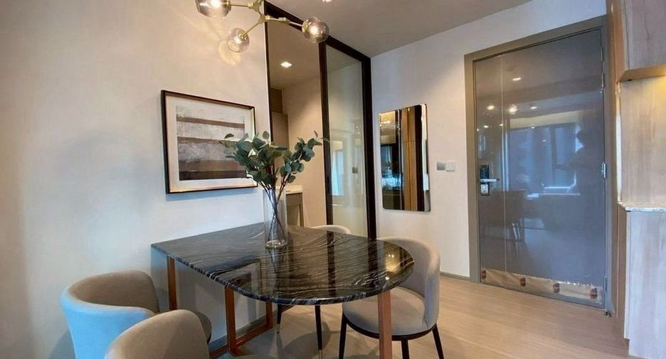 Condo en alquiler de 1 habitaciones en Huai Khwang, Bangkok