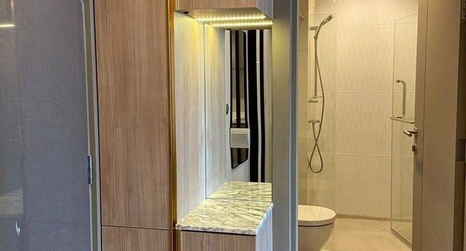 Condo en alquiler de 1 habitaciones en Huai Khwang, Bangkok