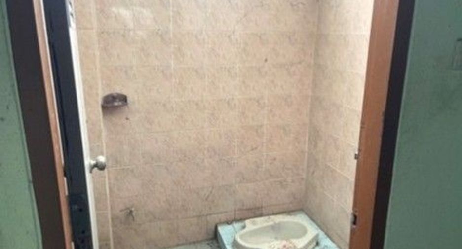 Gewerbefläche zum Kauf mit 1 Zimmer in Mueang Maha Sarakham, Maha Sarakham