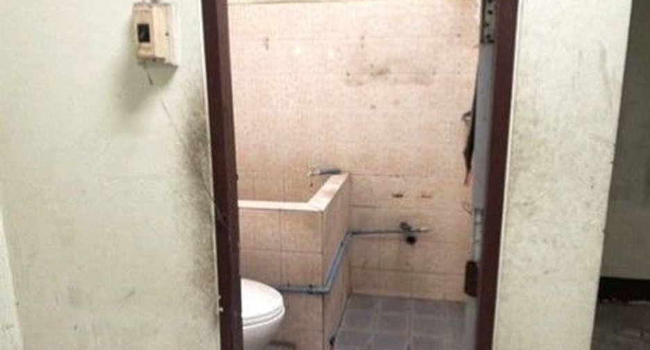 Gewerbefläche zum Kauf mit 1 Zimmer in Mueang Maha Sarakham, Maha Sarakham