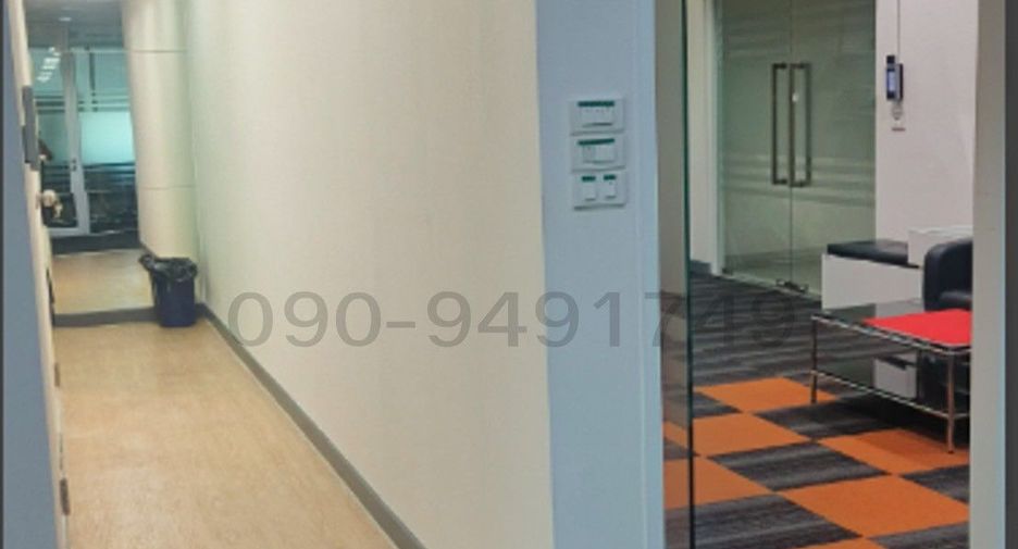 À vendre 4 chambres bureau à Bang Na, Bangkok