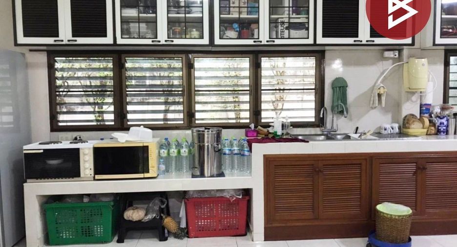 Haus zum Kauf mit 3 Zimmer in Suan Luang, Bangkok
