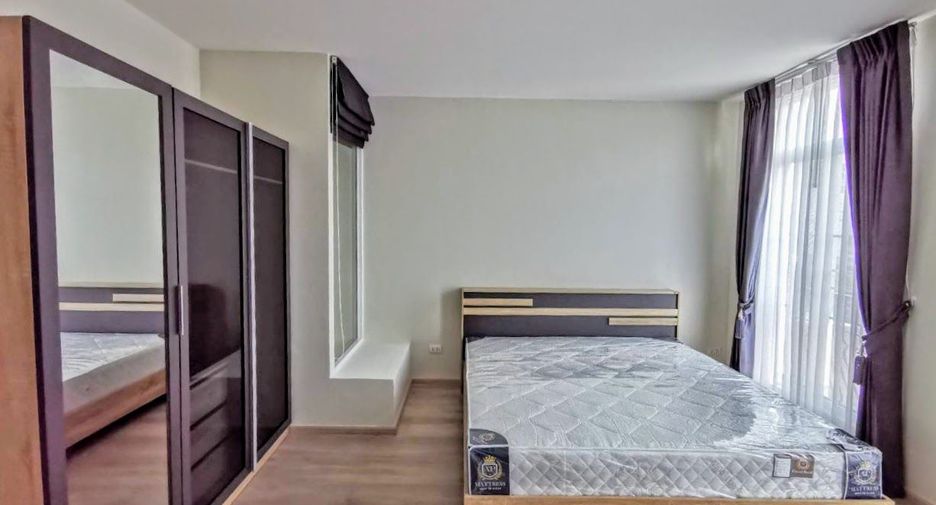 For rent 3 bedrooms townhouse in Prawet, Bangkok