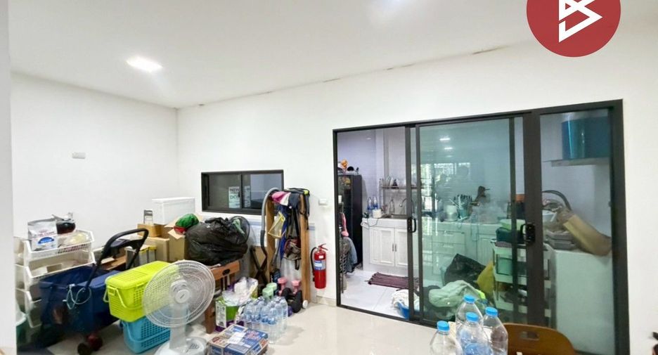 Reihenhaus zur Miete und zum Kauf mit 3 Zimmer in Sai Mai, Bangkok