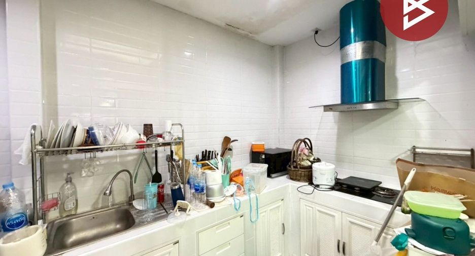 Reihenhaus zur Miete und zum Kauf mit 3 Zimmer in Sai Mai, Bangkok