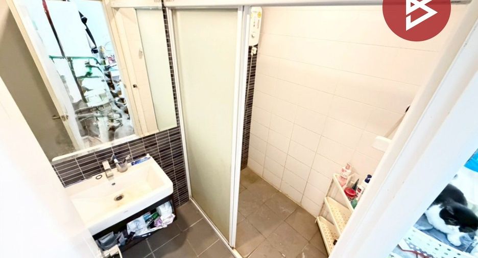 For rent and for sale 3 bedrooms townhouse in Sai Mai, Bangkok