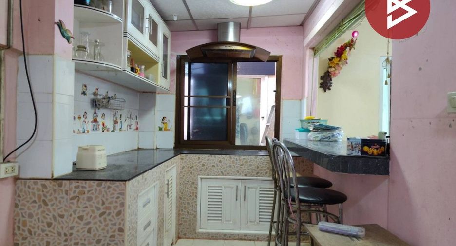 À vendre 3 chambres maison de ville à Mueang Samut Prakan, Samut Prakan
