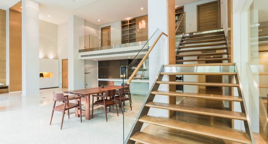 Condo en venta de 4 habitaciones en Khlong Toei, Bangkok