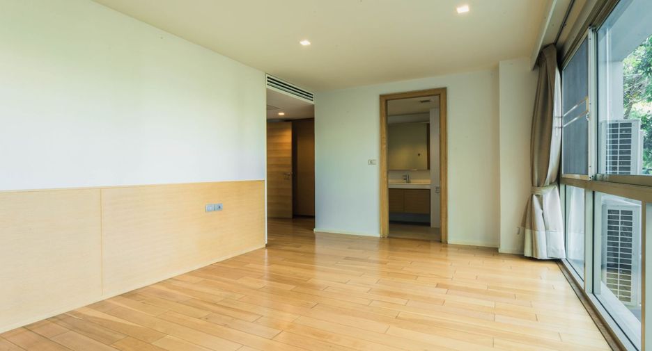 Condo en venta de 4 habitaciones en Khlong Toei, Bangkok
