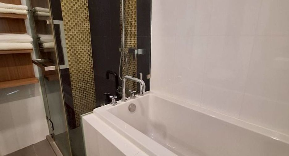 À louer 1 chambre condo à Si Racha, Chonburi