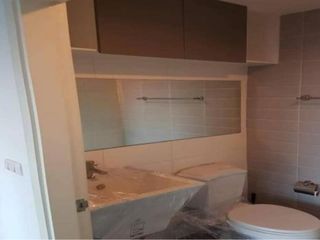 Condo en alquiler de 1 habitaciones en Khlong Toei, Bangkok