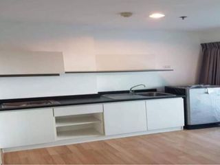 Condo en alquiler de 1 habitaciones en Khlong Toei, Bangkok