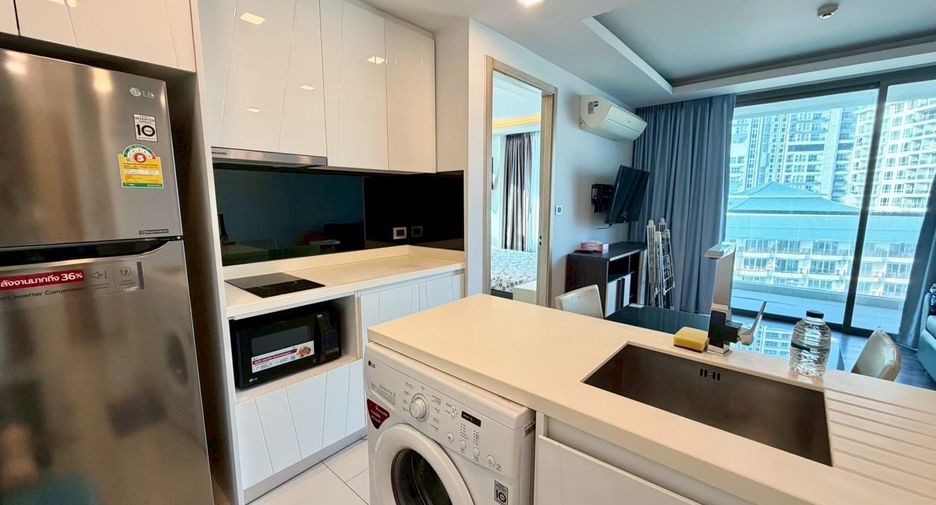 For sale 1 bed condo in Pratumnak, Pattaya