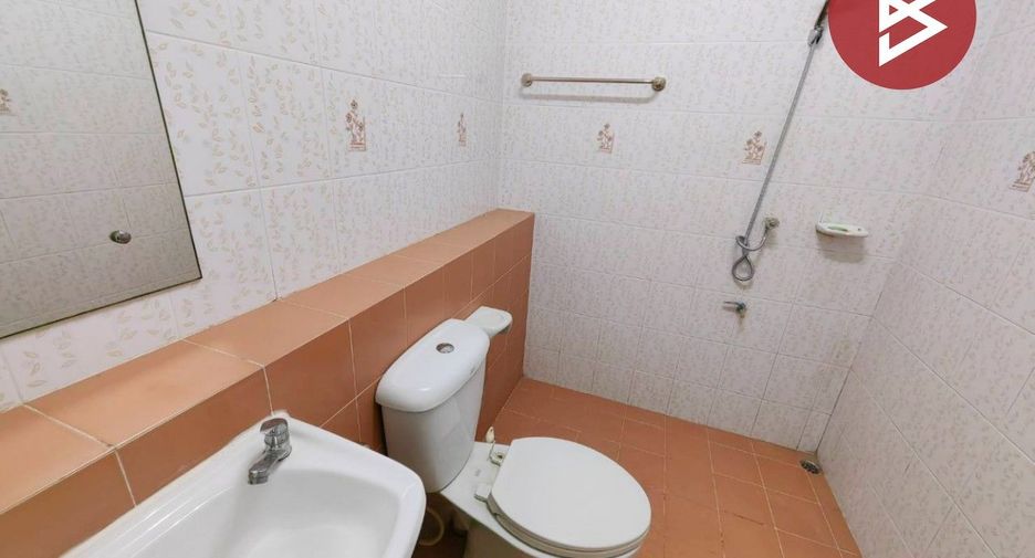 For sale 2 ベッドルーム townhouse in Mueang Samut Prakan, Samut Prakan