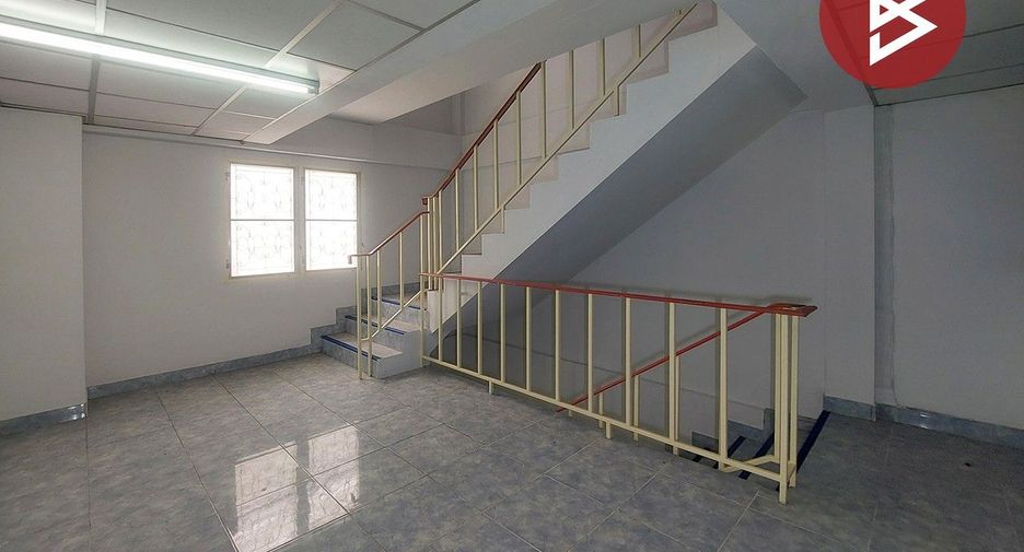 Продажа 1 кровать торговое помещение в Лат Крабанг, Бангкок