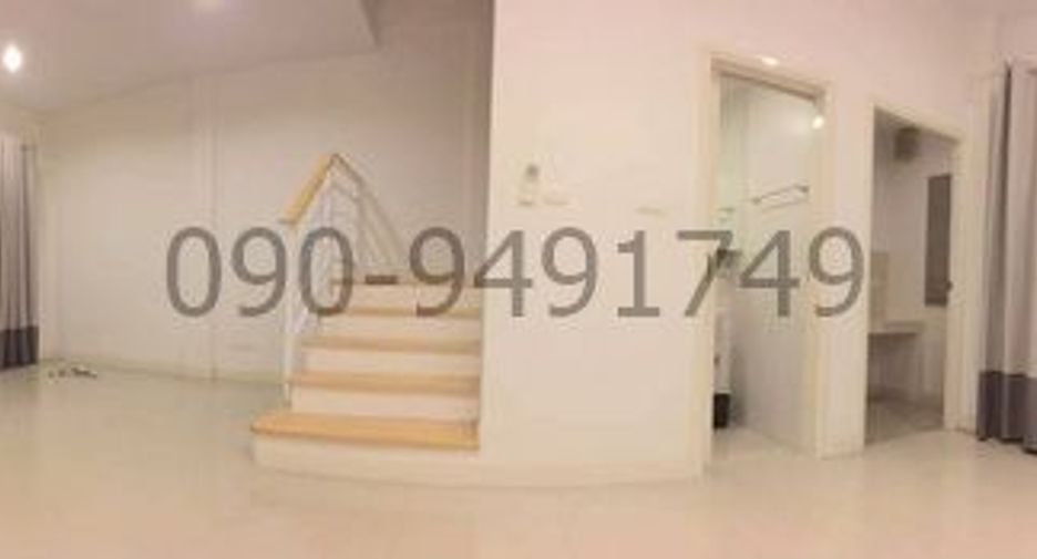 Продажа 3 спальни дом в Лат Пхрао, Бангкок
