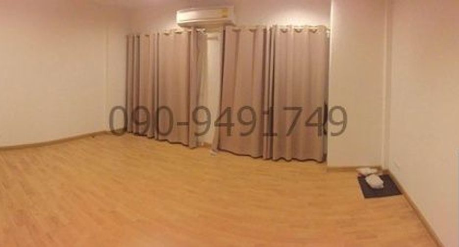 Продажа 3 спальни дом в Лат Пхрао, Бангкок