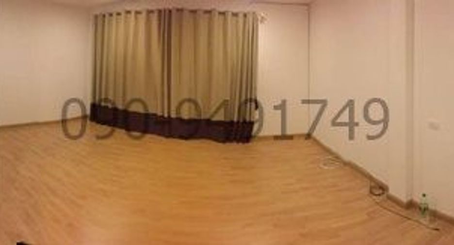 Продажа 3 спальни дом в Лат Пхрао, Бангкок