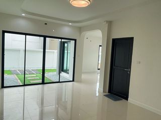 For rent and for sale 3 bedrooms house in Si Racha, Chonburi
