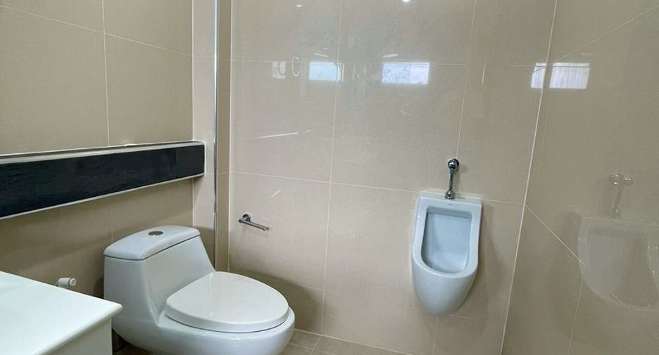 For rent and for sale 3 bedrooms house in Si Racha, Chonburi