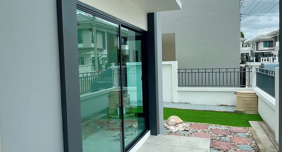 For rent and for sale 3 bedrooms house in Si Racha, Chonburi