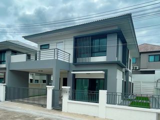 For rent and for sale 3 bedrooms house in Si Racha, Chonburi
