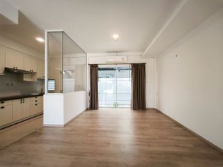 For rent 3 bedrooms townhouse in Prawet, Bangkok