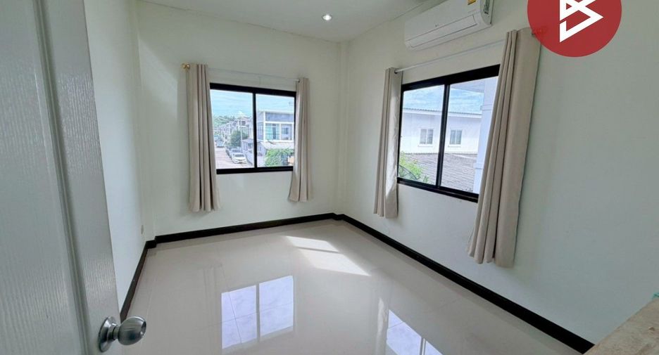 Продажа 3 спальни дом в Mueang Chon Buri, Чонбури