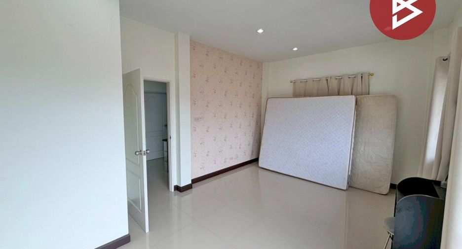 Продажа 3 спальни дом в Mueang Chon Buri, Чонбури