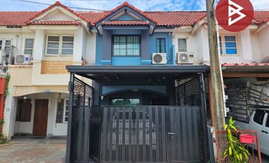 Продажа 2 спальни таунхаус в Mueang Chon Buri, Чонбури