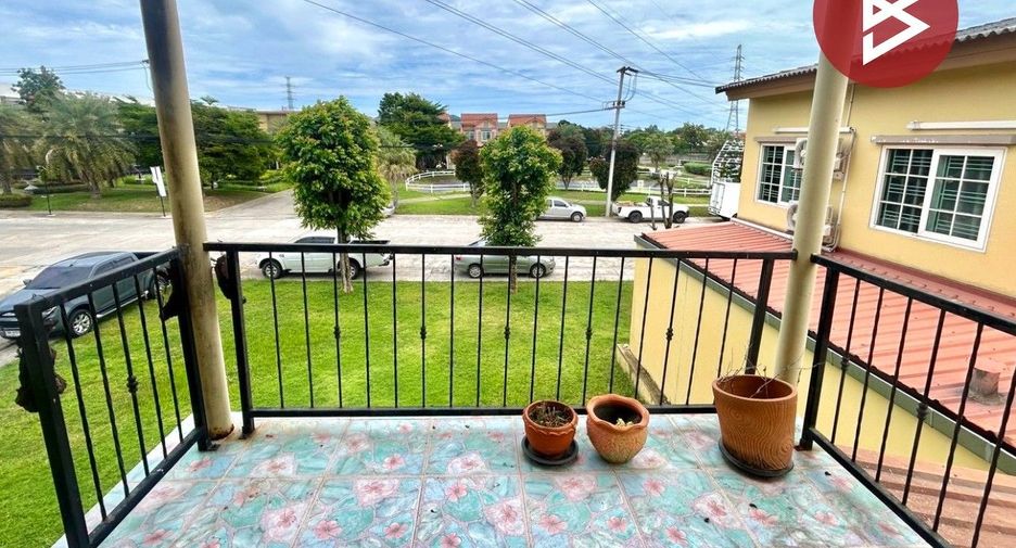 Haus zum Kauf mit 4 Zimmer in Si Racha, Chonburi