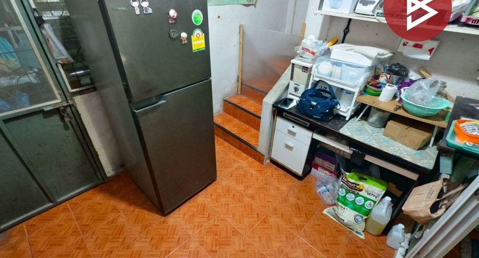 Продажа 2 спальни таунхаус в Mueang Samut Sakhon, Самутсакхон